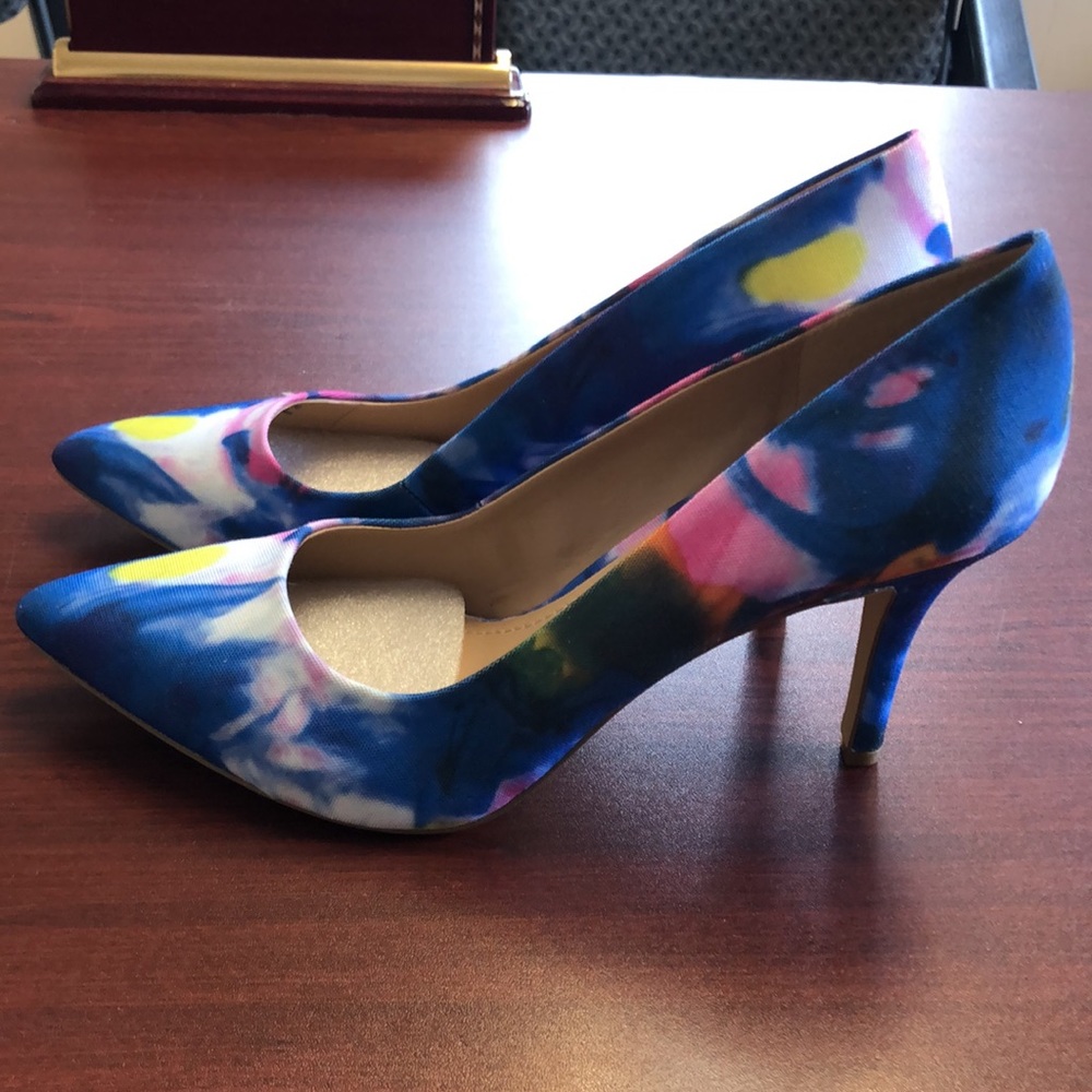 Bcbg generation 81/2 B pumps trendy
